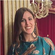 Laureata in scenografia, impartisco lezioni, doposcuola e aiuto compiti per bambini e ragazzi dai 6 ai 13 anni